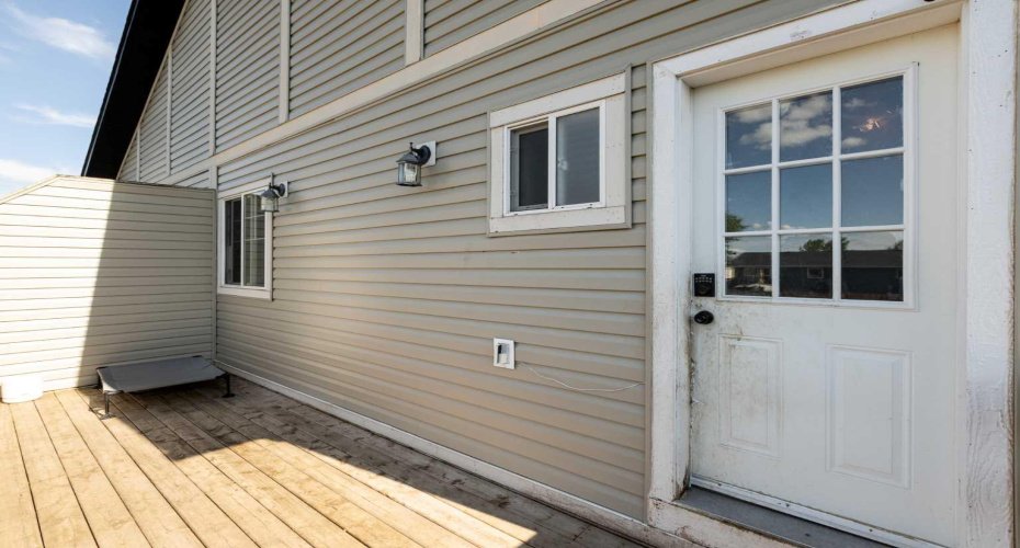 6006B 52 Avenue, Stettler, Alberta T4K 1K5, 3 Bedroom Bedrooms, 0 ,3 BathroomBathrooms,Residential,For Sale,52,0,A2327863