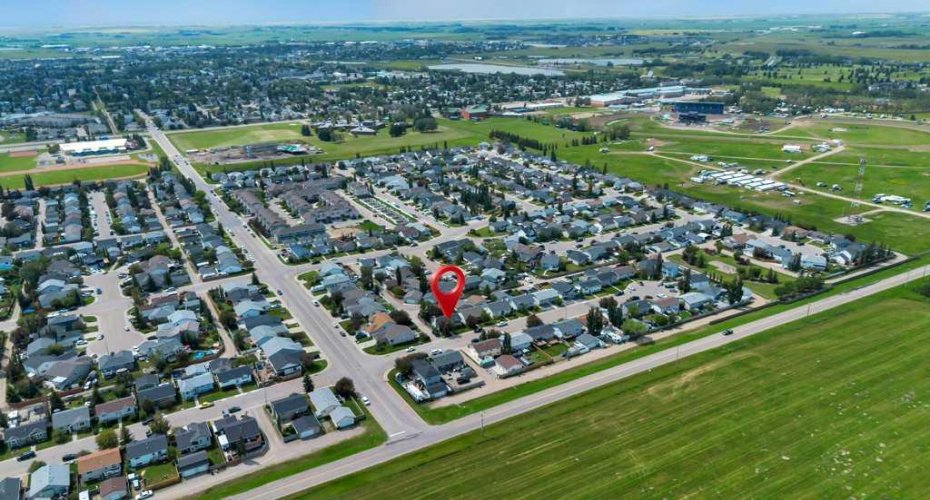 1924 Strathcona Terrace, Strathmore, Alberta T1P 1S1, 3 Bedroom Bedrooms, 0 ,3 BathroomBathrooms,Residential,For Sale,Strathcona,0,A2327871