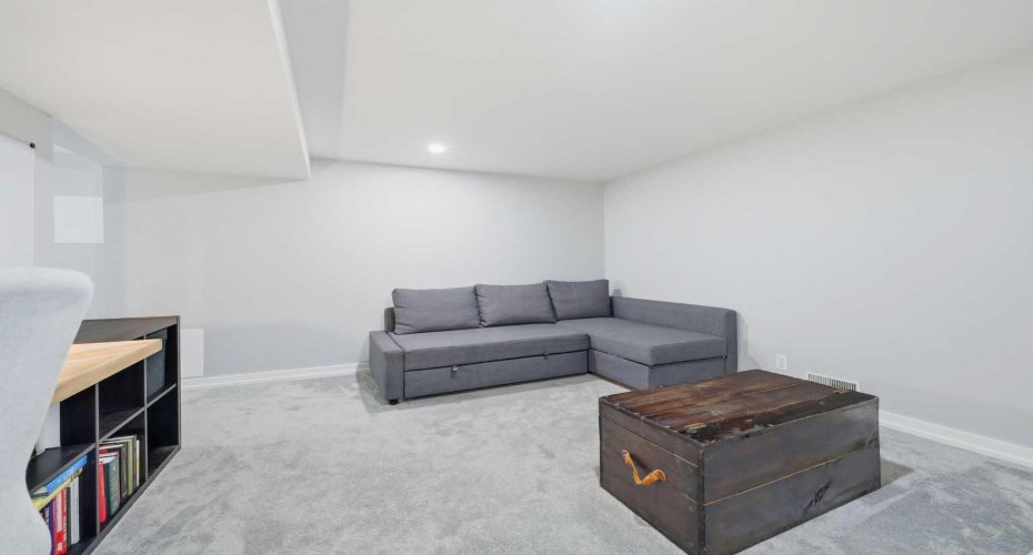 2119 22 Avenue, Calgary, Alberta T2T 0S6, 3 Bedroom Bedrooms, 0 ,2 BathroomBathrooms,Residential,For Sale,22,0,A2327894