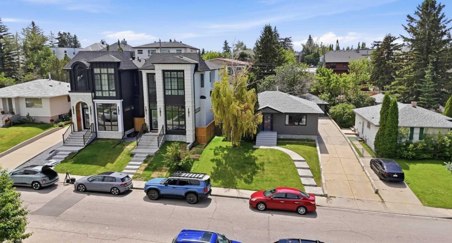 2119 22 Avenue, Calgary, Alberta T2T 0S6, 3 Bedroom Bedrooms, 0 ,2 BathroomBathrooms,Residential,For Sale,22,0,A2327894