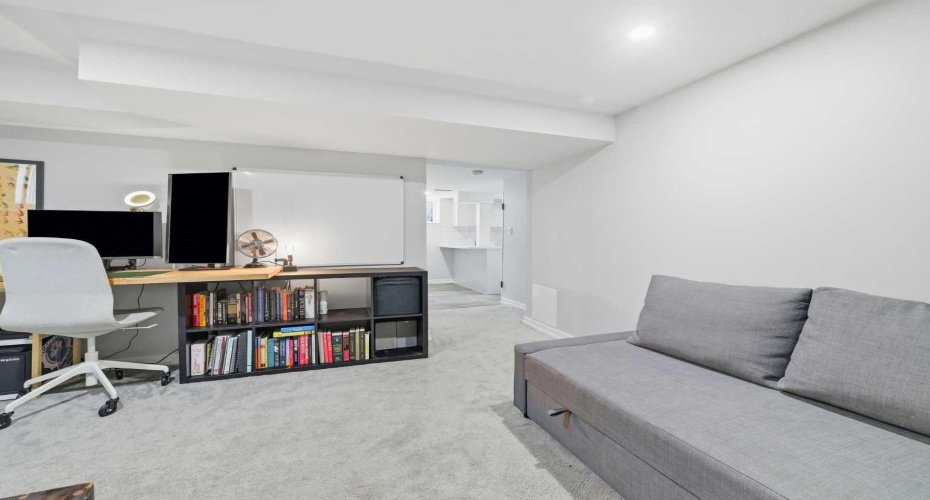 2119 22 Avenue, Calgary, Alberta T2T 0S6, 3 Bedroom Bedrooms, 0 ,2 BathroomBathrooms,Residential,For Sale,22,0,A2327894