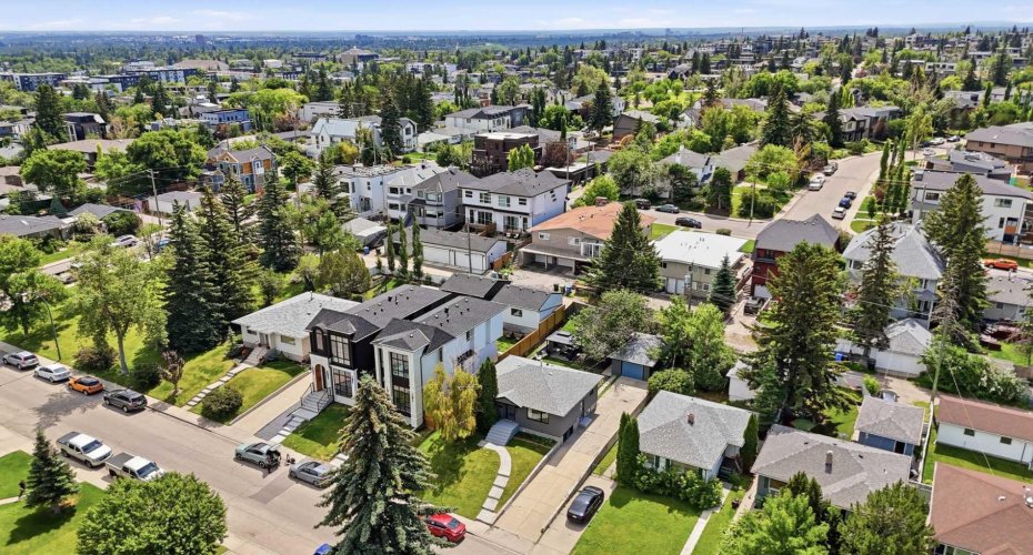 2119 22 Avenue, Calgary, Alberta T2T 0S6, 3 Bedroom Bedrooms, 0 ,2 BathroomBathrooms,Residential,For Sale,22,0,A2327894