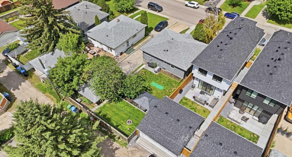 2119 22 Avenue, Calgary, Alberta T2T 0S6, 3 Bedroom Bedrooms, 0 ,2 BathroomBathrooms,Residential,For Sale,22,0,A2327894