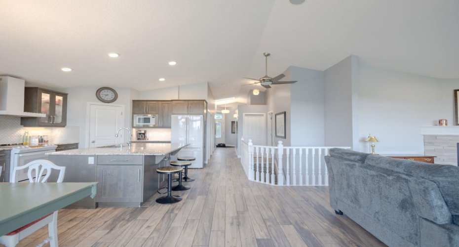 106 Arbour Ridge Close, Calgary, Alberta T3G4M5, 2 Bedroom Bedrooms, 0 ,2 BathroomBathrooms,Residential,For Sale,Arbour Ridge,0,A2327896