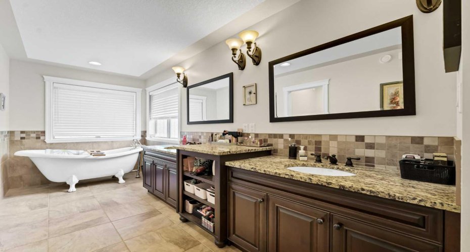 607 Tokar Road, Seven Persons, Alberta T0K 1Z0, 4 Bedroom Bedrooms, 0 ,4 BathroomBathrooms,Residential,For Sale,Tokar,0,A2327906 607 Tokar Road, Seven Persons, Alberta T0K 1Z0, 4 Bedroom Bedrooms, 0 ,4 BathroomBathrooms,Residential,For Sale,Tokar,0,A2327906