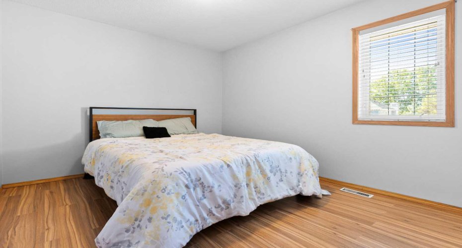 150 Balsam Crescent, Olds, Alberta T4H 1M4, 3 Bedroom Bedrooms, 0 ,3 BathroomBathrooms,Residential,For Sale,Balsam,0,A2327907