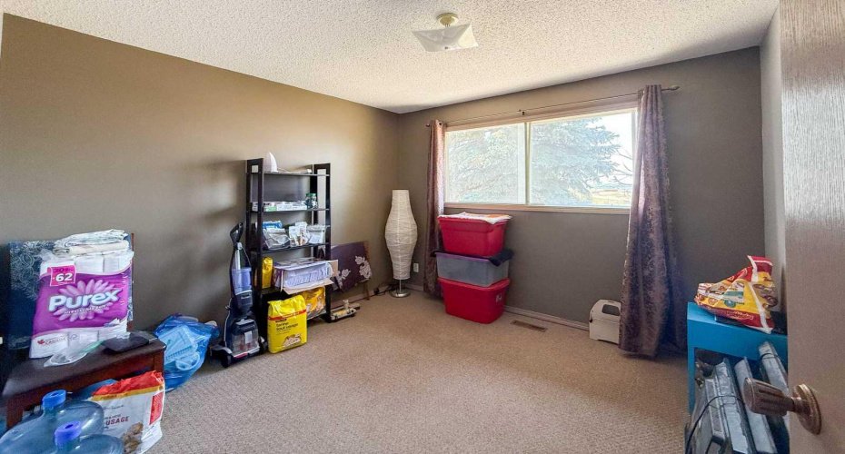 4803 47 Street, Hardisty, Alberta T0B1V0, 4 Bedroom Bedrooms, 0 ,3 BathroomBathrooms,Residential,For Sale,47,0,A2327910