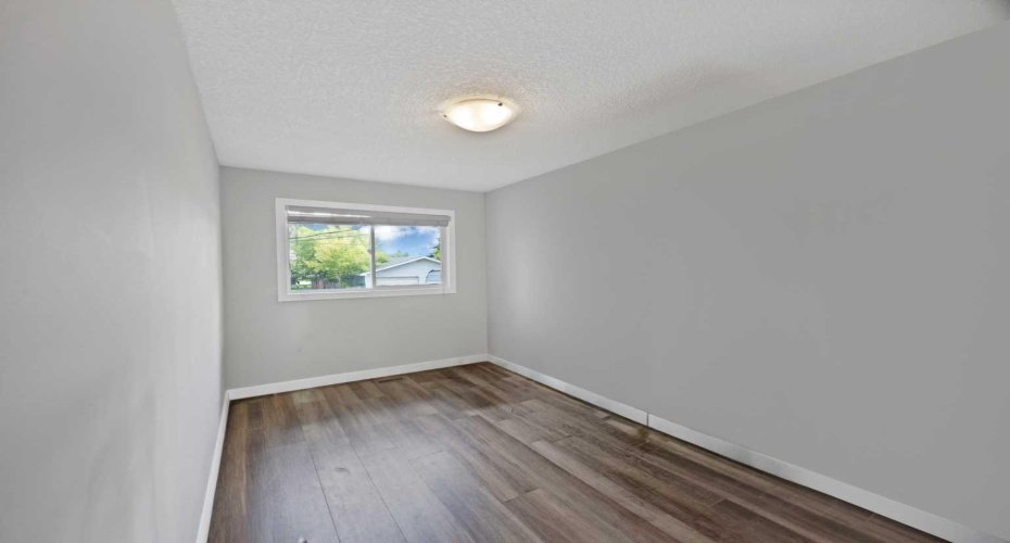 4 Richards Crescent, Olds, Alberta T4H1G1, 4 Bedroom Bedrooms, 0 ,2 BathroomBathrooms,Residential,For Sale,Richards,0,A2327962