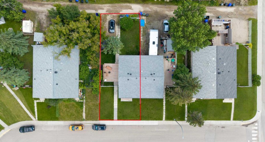 4 Richards Crescent, Olds, Alberta T4H1G1, 4 Bedroom Bedrooms, 0 ,2 BathroomBathrooms,Residential,For Sale,Richards,0,A2327962