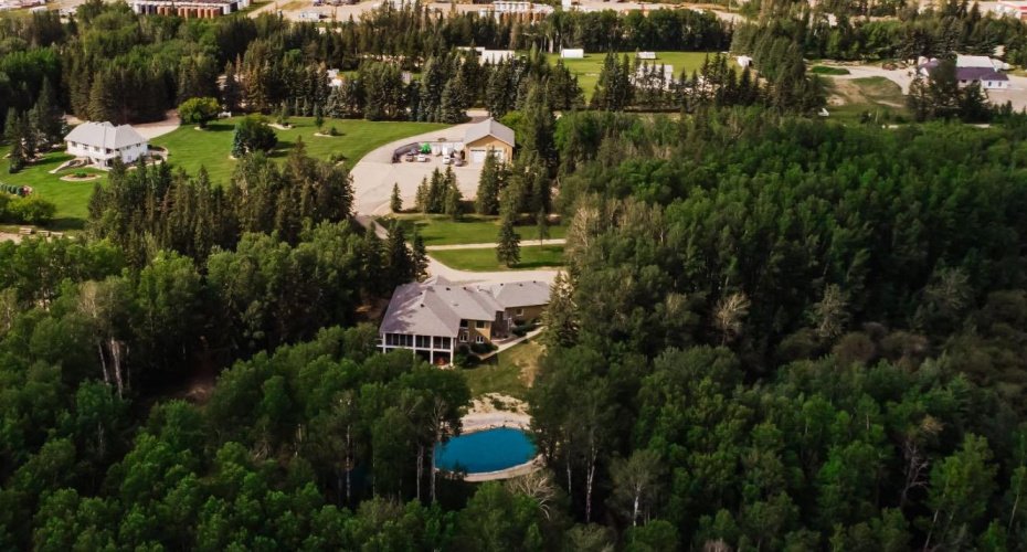 61057 HWY 668, Rural Grande Prairie No. 1, County of, Alberta T8W 5A9, 4 Bedroom Bedrooms, 0 ,4 BathroomBathrooms,Residential,For Sale,HWY 668,0,A2327972