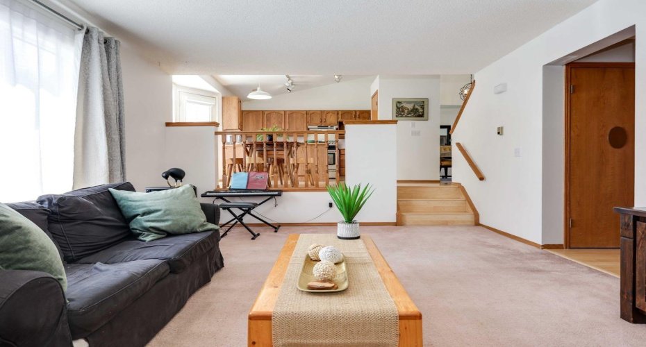 family room off kitchen