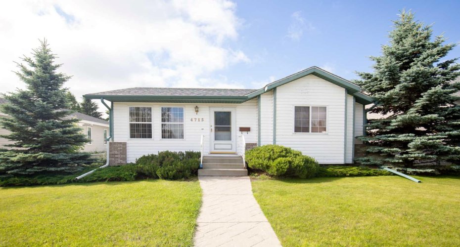 4715 55 Avenue, Lacombe, Alberta T4L 1T7, 3 Bedroom Bedrooms, 0 ,2 BathroomBathrooms,Residential,For Sale,55,0,A2328012