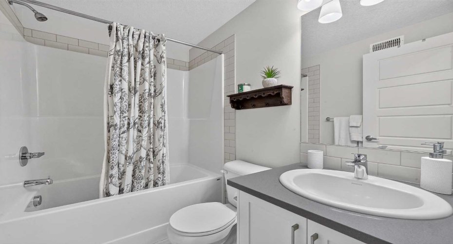 4pc bathroom