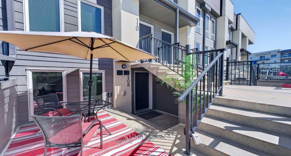 Cute patio!