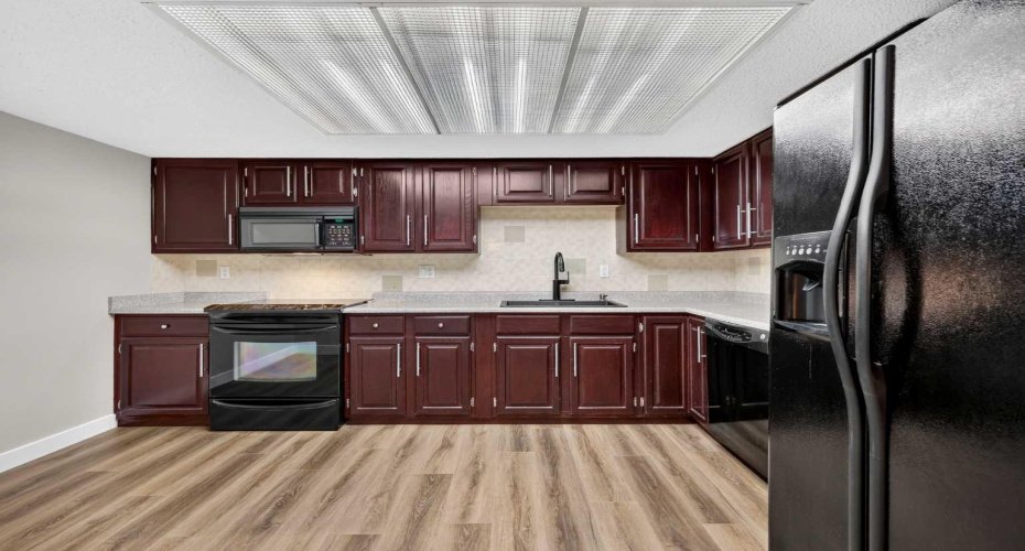 2425 90 Avenue, Calgary, Alberta T2V 4X8, 1 Bedroom Bedrooms, 0 ,2 BathroomBathrooms,Residential,For Sale,90,0,A2328042