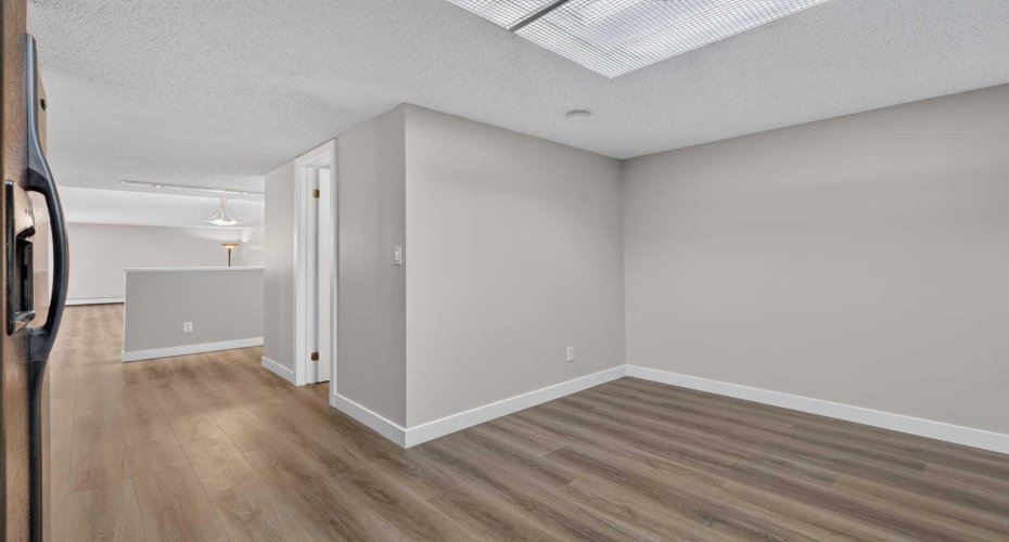 2425 90 Avenue, Calgary, Alberta T2V 4X8, 1 Bedroom Bedrooms, 0 ,2 BathroomBathrooms,Residential,For Sale,90,0,A2328042
