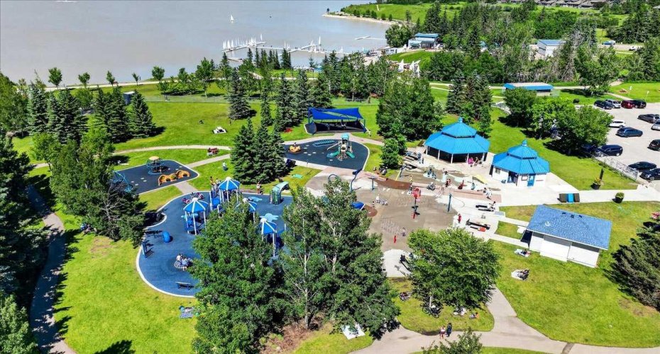 2425 90 Avenue, Calgary, Alberta T2V 4X8, 1 Bedroom Bedrooms, 0 ,2 BathroomBathrooms,Residential,For Sale,90,0,A2328042