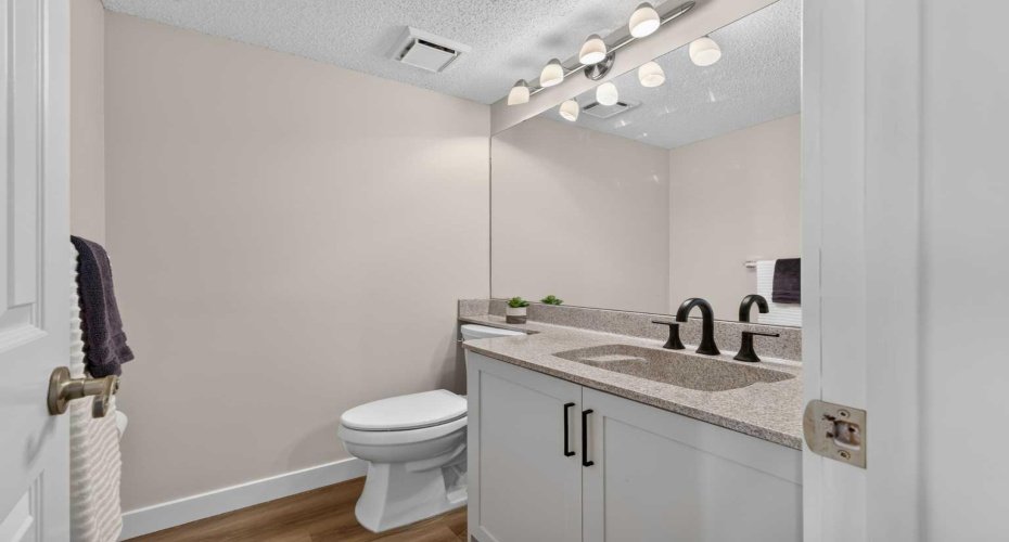 2425 90 Avenue, Calgary, Alberta T2V 4X8, 1 Bedroom Bedrooms, 0 ,2 BathroomBathrooms,Residential,For Sale,90,0,A2328042