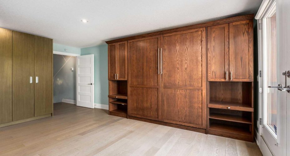 1513 23 Avenue, Calgary, Alberta T2T 0T8, 2 Bedroom Bedrooms, 0 ,3 BathroomBathrooms,Residential,For Sale,23,0,A2328045