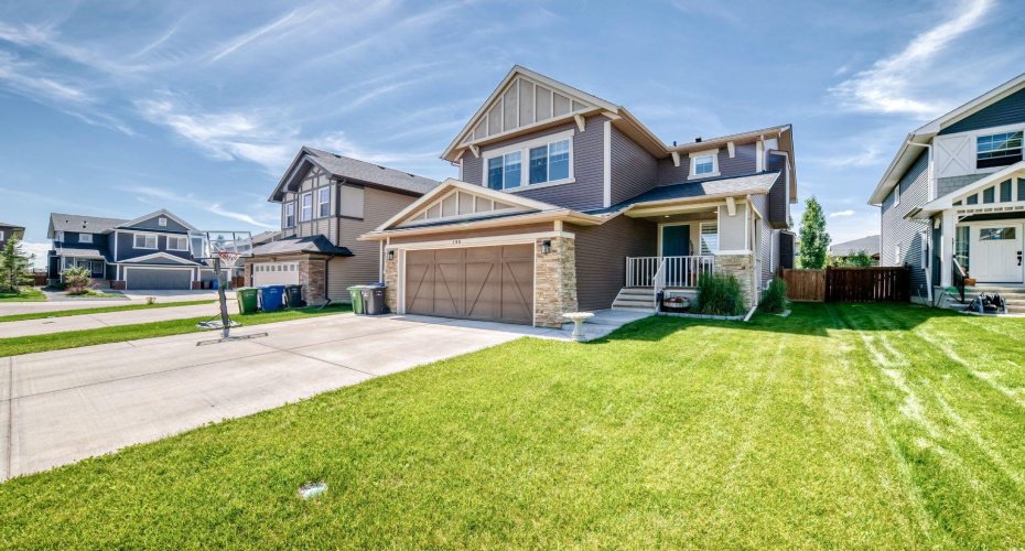 145 Kinniburgh Gardens, Chestermere, Alberta T1X 0R7, 3 Bedrooms Bedrooms, ,3 BathroomsBathrooms,Residential,For Sale,Kinniburgh,A2328052