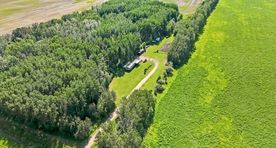 70280 Highway 747, Rural Greenview No. 16, M.D. of, Alberta T0H 3H0, 2 Bedroom Bedrooms, 0 ,1 BathroomBathrooms,Residential,For Sale,70280 Highway 747,0,A2328074