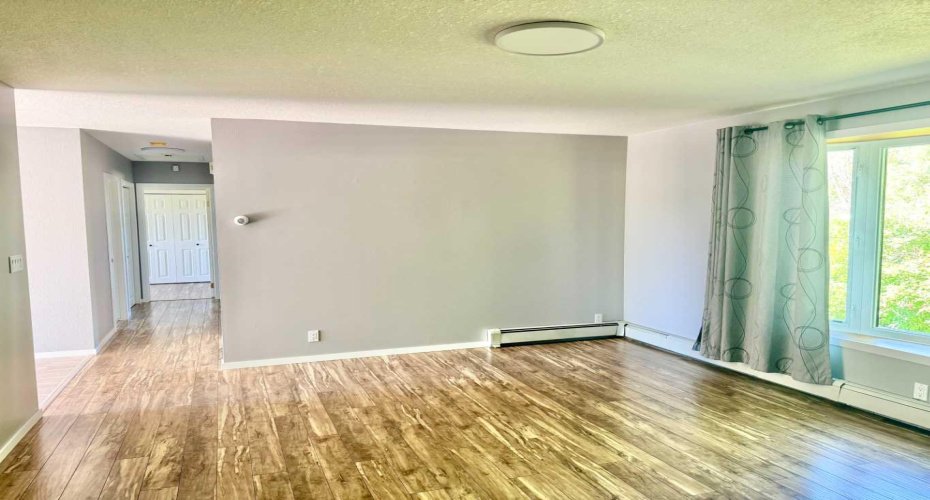 509 4th Street NE, McLennan, Alberta T0H 2L0, 4 Bedroom Bedrooms, 0 ,2 BathroomBathrooms,Residential,For Sale,NE,0,A2328108