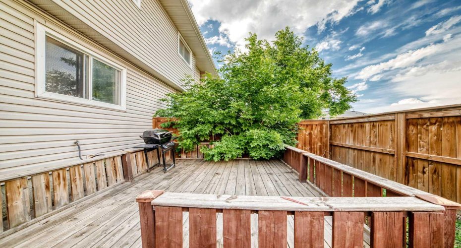 3235 56 Street, Calgary, Alberta T1Y 2X7, 3 Bedroom Bedrooms, 0 ,1 BathroomBathrooms,Residential,For Sale,56,0,A2328109