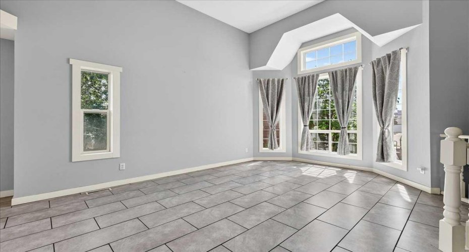 254 Douglas Glen Heath, Calgary, Alberta T2Z 2N1, 5 Bedroom Bedrooms, 0 ,4 BathroomBathrooms,Residential,For Sale,Douglas Glen,0,A2328110