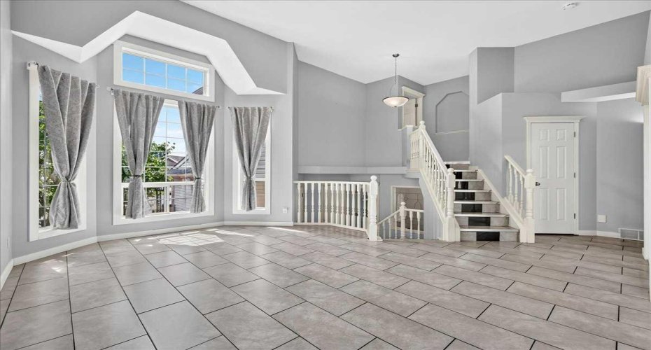 254 Douglas Glen Heath, Calgary, Alberta T2Z 2N1, 5 Bedroom Bedrooms, 0 ,4 BathroomBathrooms,Residential,For Sale,Douglas Glen,0,A2328110