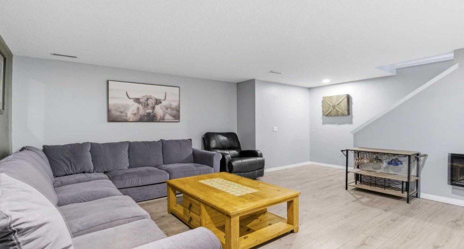 317 Sandford Place, Langdon, Alberta T0J 1X2, 4 Bedroom Bedrooms, 0 ,4 BathroomBathrooms,Residential,For Sale,Sandford,0,A2328122