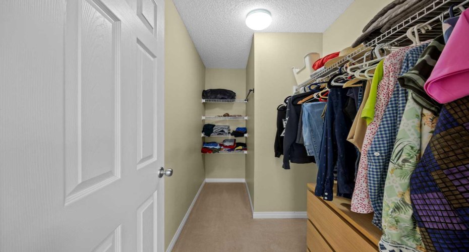 Primary walk in closet