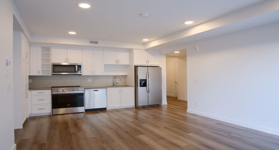 3107 Warren Street, Calgary, Alberta T3B0M2, 2 Bedroom Bedrooms, 0 ,1 BathroomBathrooms,Residential,For Sale,Warren,0,A2328145