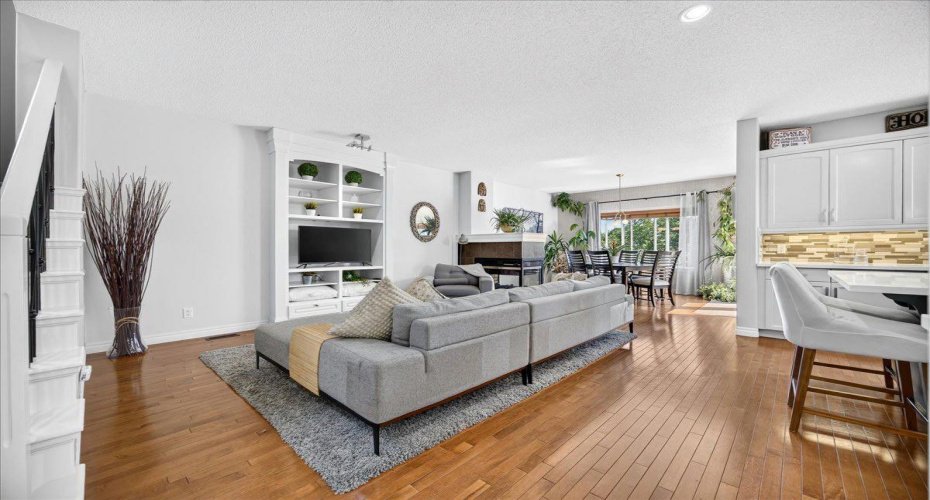 13 Covepark Bay, Calgary, Alberta T3K 6K8, 4 Bedroom Bedrooms, 0 ,4 BathroomBathrooms,Residential,For Sale,Covepark,0,A2328157