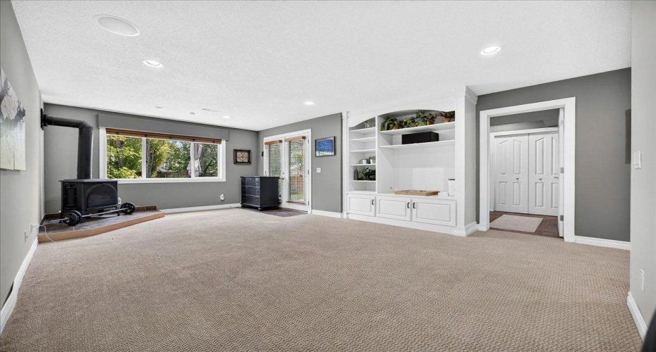 13 Covepark Bay, Calgary, Alberta T3K 6K8, 4 Bedroom Bedrooms, 0 ,4 BathroomBathrooms,Residential,For Sale,Covepark,0,A2328157