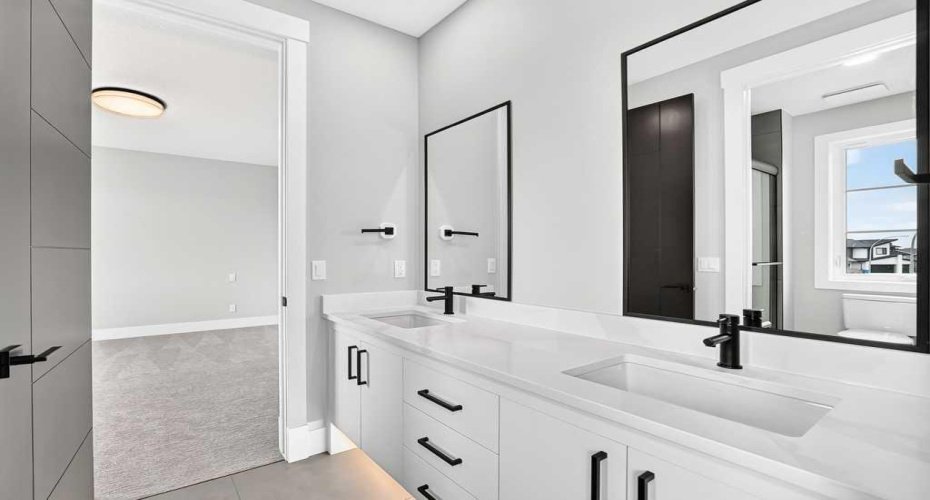 19 Rockcliff Court, Calgary, Alberta T3G 0G6, 5 Bedroom Bedrooms, 0 ,5 BathroomBathrooms,Residential,For Sale,Rockcliff,0,A2328163