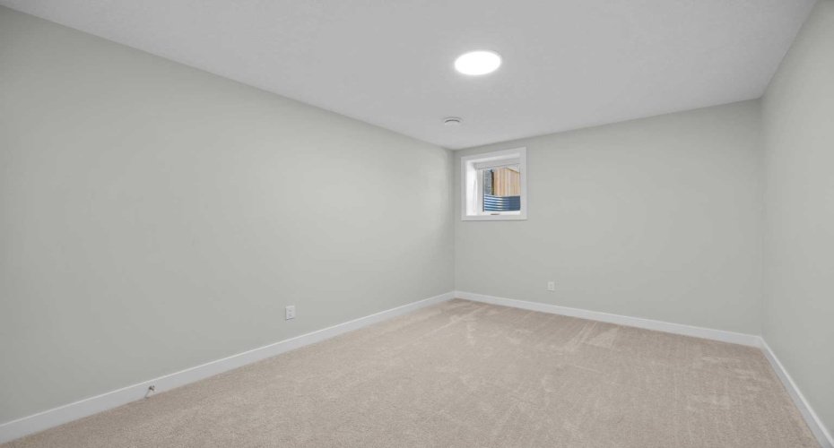 54 Iris Crescent, Okotoks, Alberta T1S 5V6, 3 Bedrooms Bedrooms, ,3 BathroomsBathrooms,Residential,For Sale,Iris,A2328166
