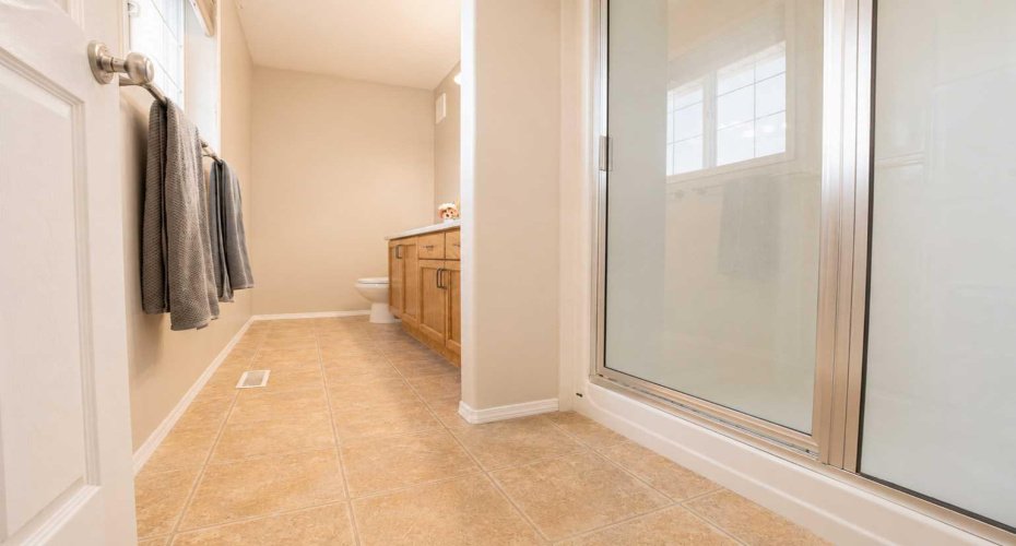 8902 60A Avenue, Grande Prairie, Alberta T8W 2P3, 3 Bedroom Bedrooms, 0 ,4 BathroomBathrooms,Residential,For Sale,60A,0,A2328188