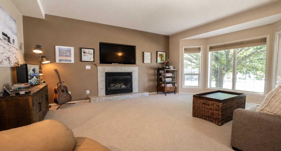 8902 60A Avenue, Grande Prairie, Alberta T8W 2P3, 3 Bedroom Bedrooms, 0 ,4 BathroomBathrooms,Residential,For Sale,60A,0,A2328188