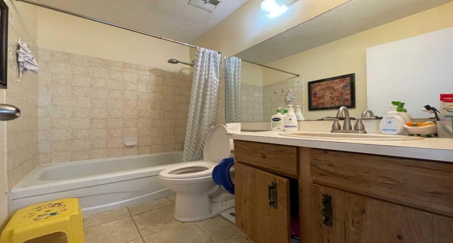 153 Bergen Crescent, Calgary, Alberta T3K 1J2, 5 Bedroom Bedrooms, 0 ,2 BathroomBathrooms,Residential,For Sale,Bergen,0,A2328190