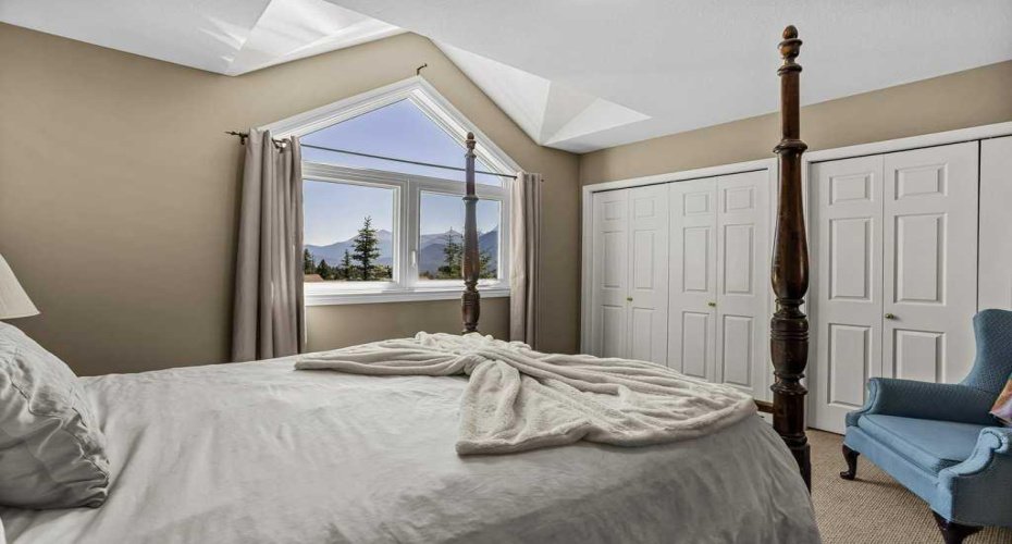 901 Benchlands Trail, Canmore, Alberta T1W 2Z8, 3 Bedroom Bedrooms, 0 ,3 BathroomBathrooms,Residential,For Sale,Benchlands,0,A2328191
