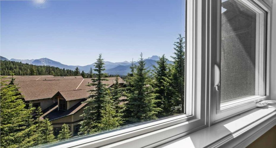 901 Benchlands Trail, Canmore, Alberta T1W 2Z8, 3 Bedroom Bedrooms, 0 ,3 BathroomBathrooms,Residential,For Sale,Benchlands,0,A2328191