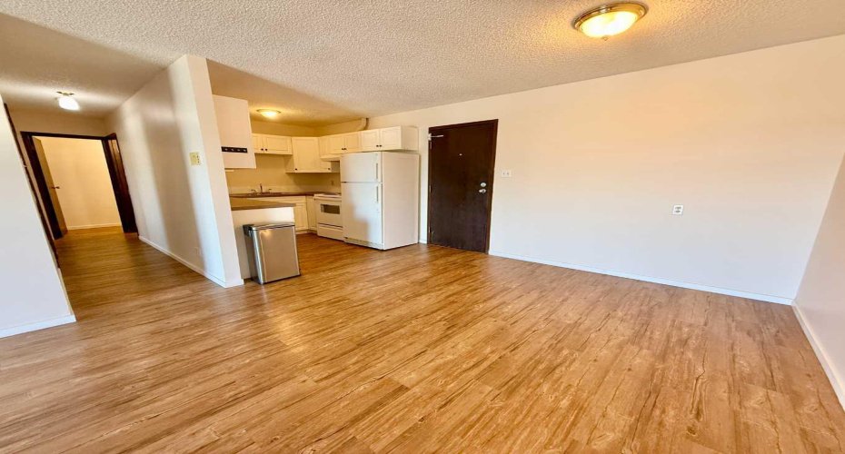 295 Columbia Boulevard, Lethbridge, Alberta T1K 4B8, 2 Bedroom Bedrooms, 0 ,1 BathroomBathrooms,Residential,For Sale,Columbia,0,A2328193