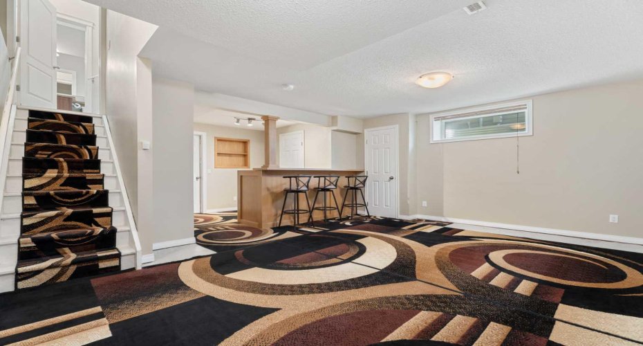 40 Cimarron Grove Drive, Okotoks, Alberta T1S 2H1, 3 Bedrooms Bedrooms, ,3 BathroomsBathrooms,Residential,For Sale,Cimarron Grove,A2328196
