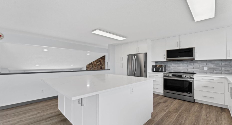 12525 Range Road 45 #4, Rural Cypress County, Alberta T1B0L4, 4 Bedroom Bedrooms, 0 ,3 BathroomBathrooms,Residential,For Sale,Range Road 45 #4,0,A2328208