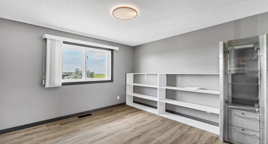 12525 Range Road 45 #4, Rural Cypress County, Alberta T1B0L4, 4 Bedroom Bedrooms, 0 ,3 BathroomBathrooms,Residential,For Sale,Range Road 45 #4,0,A2328208
