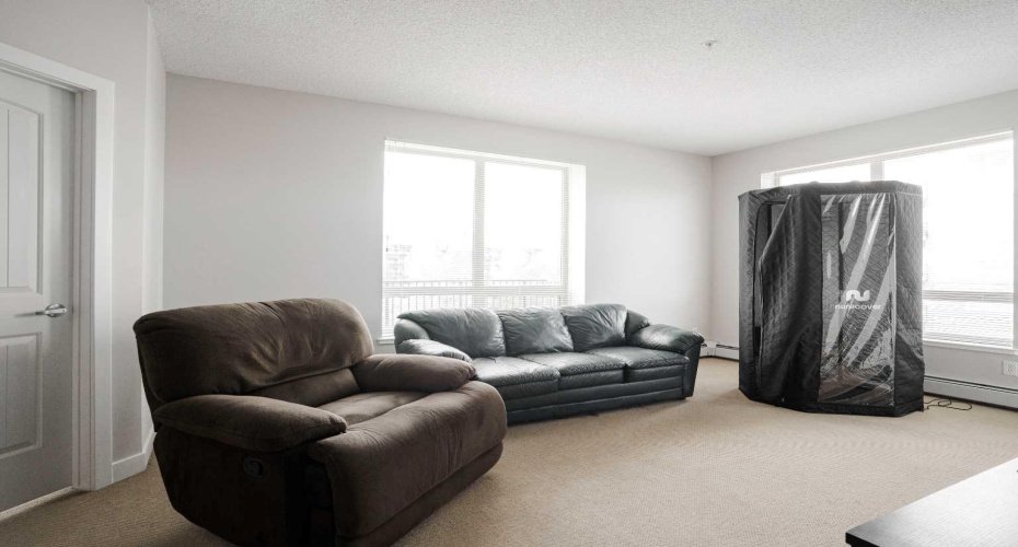 136B Sandpiper Road, Fort McMurray, Alberta T9J9J7, 2 Bedroom Bedrooms, 0 ,2 BathroomBathrooms,Residential,For Sale,Sandpiper,0,A2328211