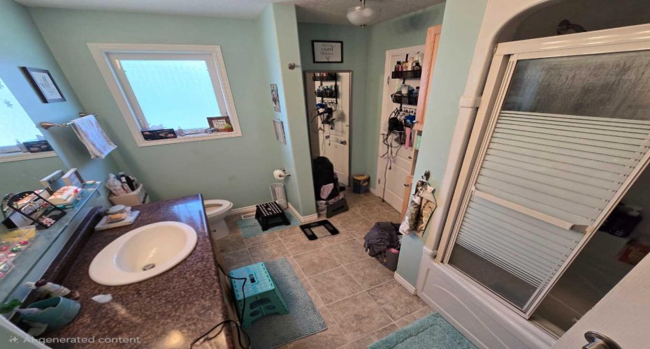 5201 55 Avenue, Berwyn, Alberta T0H 0E0, 5 Bedroom Bedrooms, 0 ,2 BathroomBathrooms,Residential,For Sale,55,0,A2328214