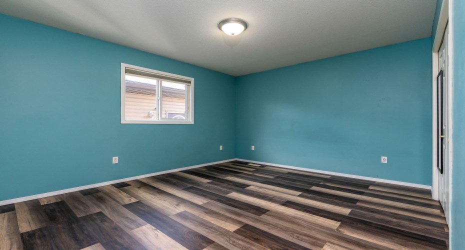 1501 49 Avenue, Lloydminster, Saskatchewan S9V 2E7, 7 Bedroom Bedrooms, 0 ,2 BathroomBathrooms,Residential,For Sale,49,0,A2328217