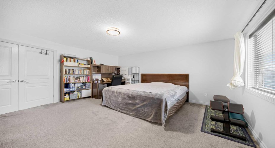 15 Sherwood Common, Calgary, Alberta T3R 1P6, 4 Bedroom Bedrooms, 0 ,4 BathroomBathrooms,Residential,For Sale,Sherwood,0,A2328220