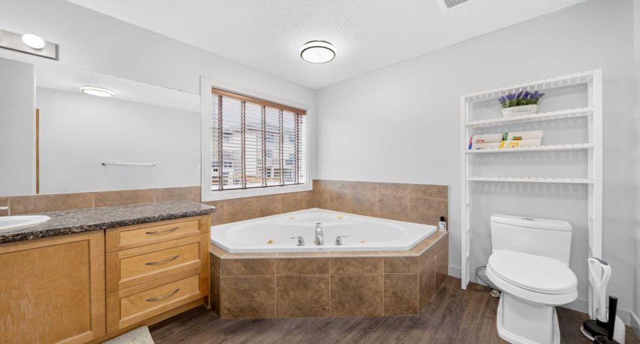 15 Sherwood Common, Calgary, Alberta T3R 1P6, 4 Bedroom Bedrooms, 0 ,4 BathroomBathrooms,Residential,For Sale,Sherwood,0,A2328220